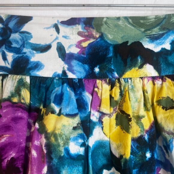 TwentyOne Skater Mini Skirt Bold Maximal Floral Print Size Small 100% Cotton - Picture 3 of 8